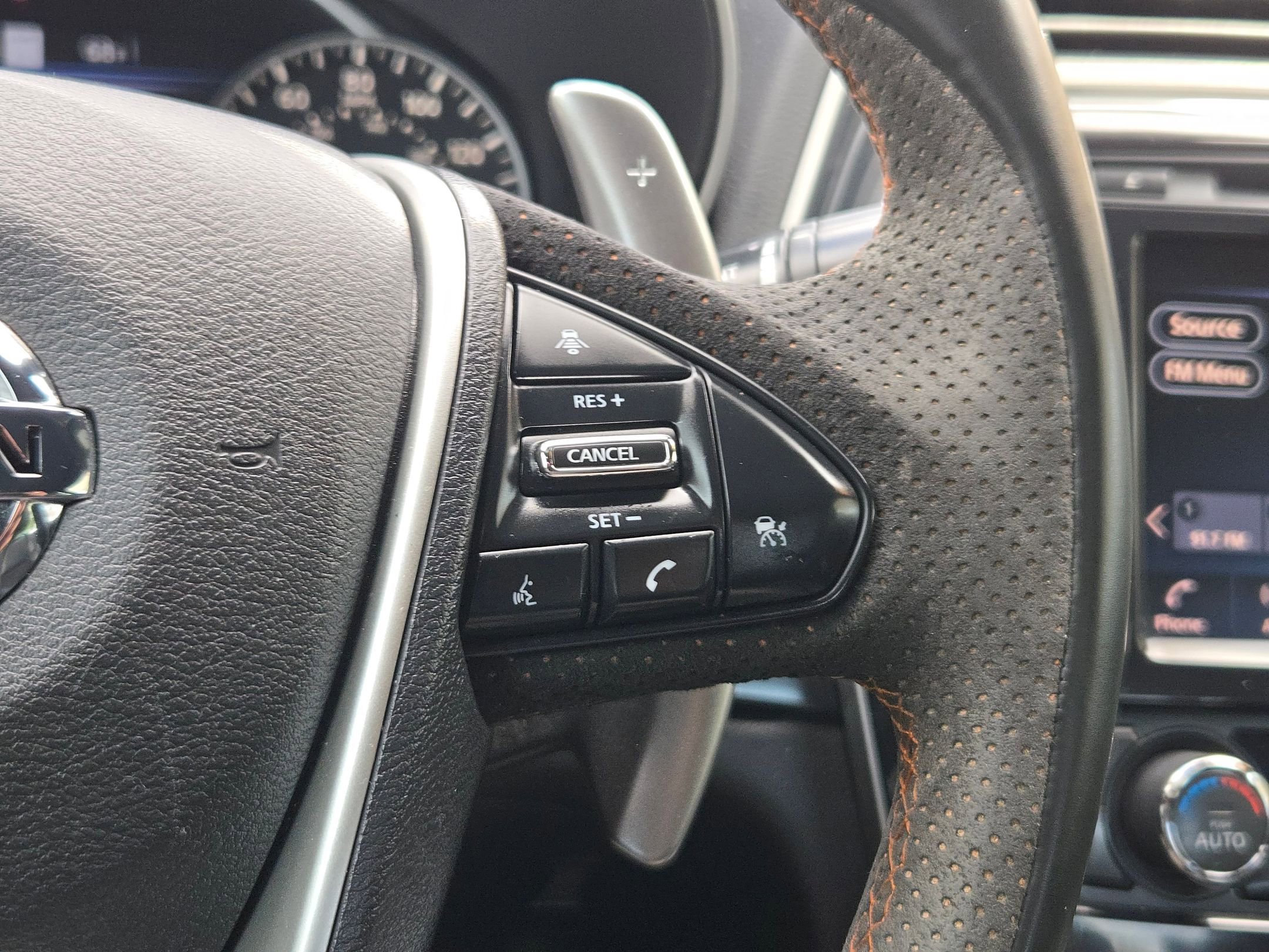 Used 2021 Nissan Maxima SR w/ Sport Mat Group FWD image 21