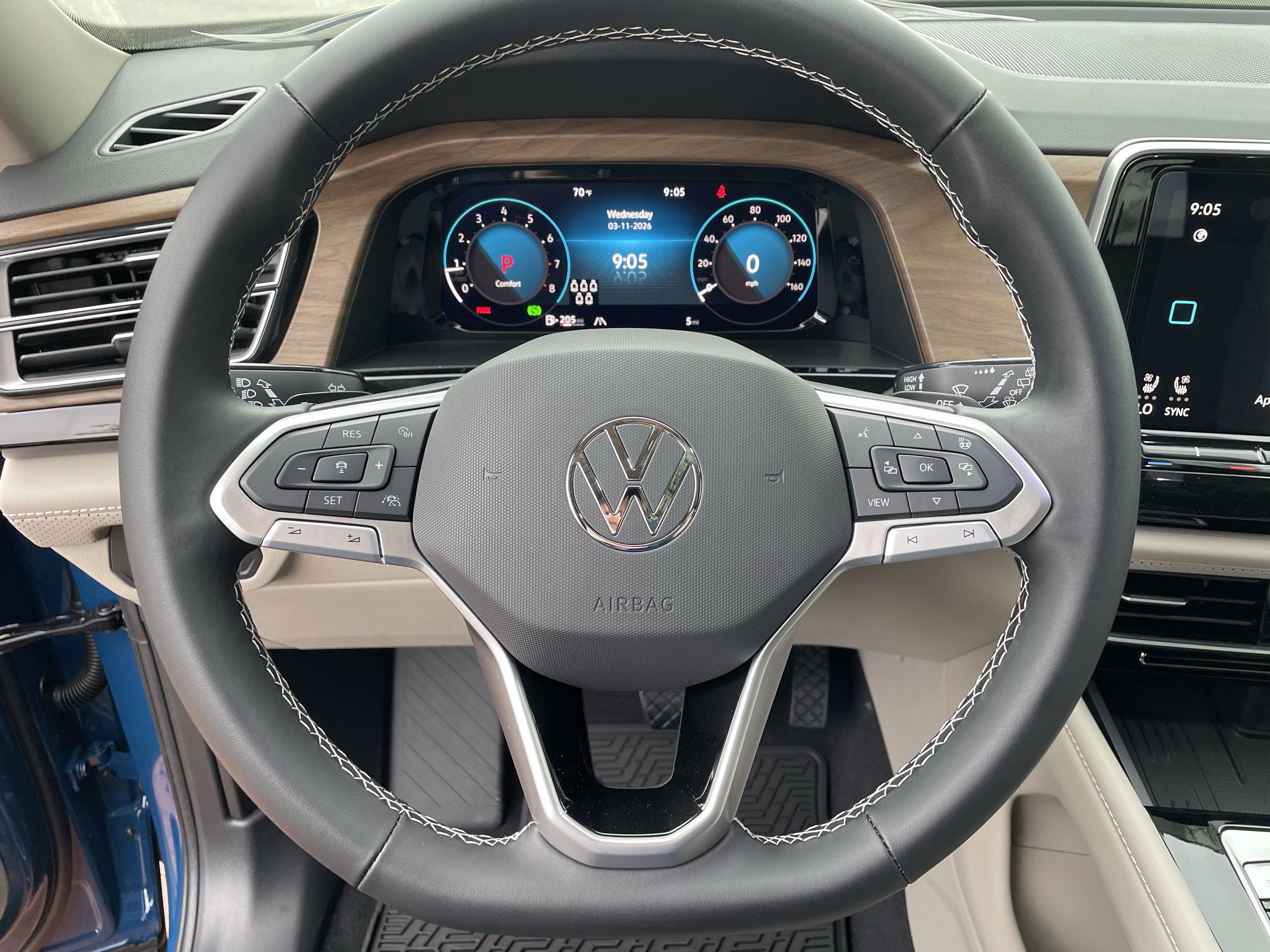 New 2026 Volkswagen Atlas SE image 18