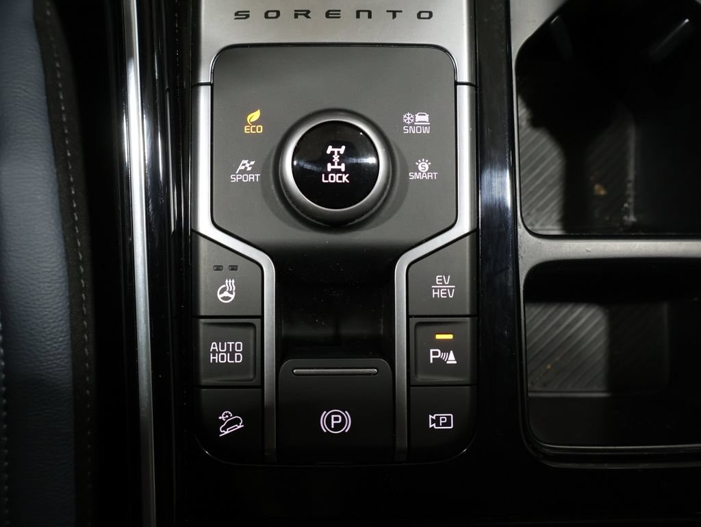 Used 2025 Kia Sorento SX Prestige AWD/4WD image 34
