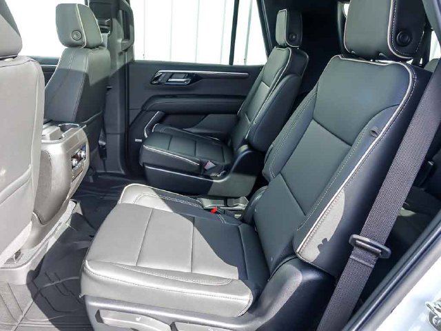 New 2027 Chevrolet Tahoe Premier w/ Sun And Tow Package AWD/4WD image 19