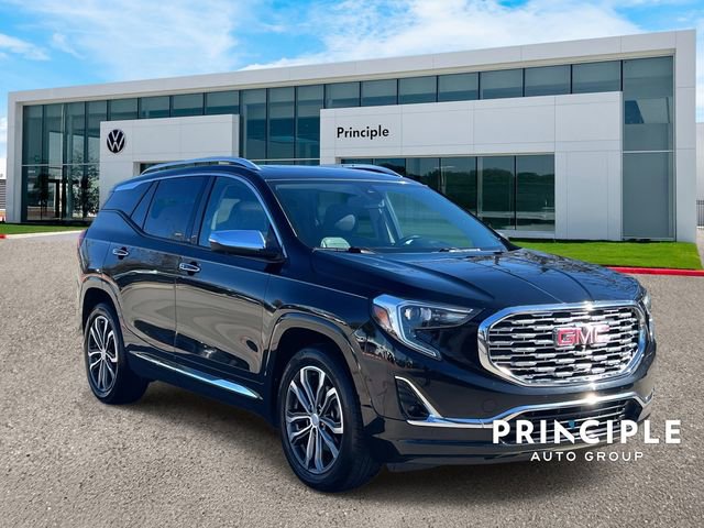 Used 2020 GMC Terrain Denali w/ Denali Premium Package image 3