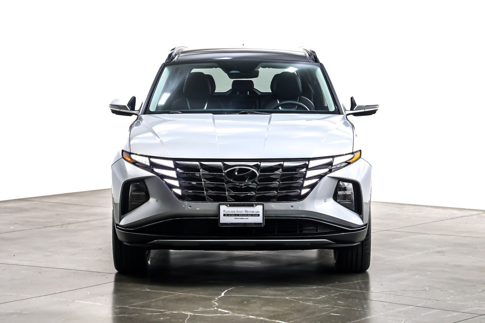 Used 2023 Hyundai Tucson Limited w/ Cargo Package image 4