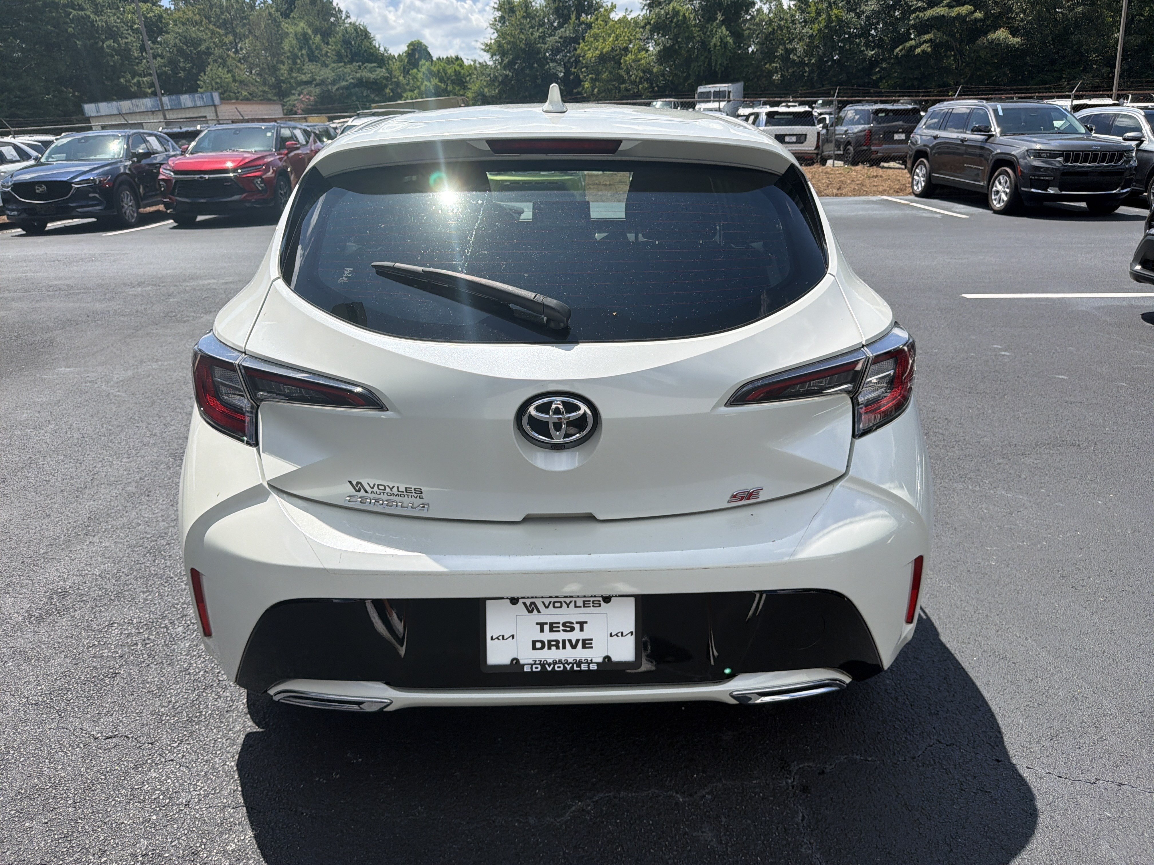 Used 2020 Toyota Corolla SE FWD image 6
