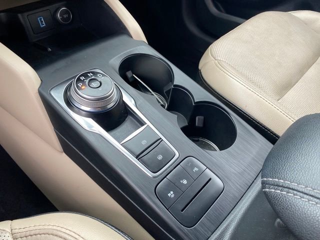 Used 2020 Ford Escape Titanium image 12
