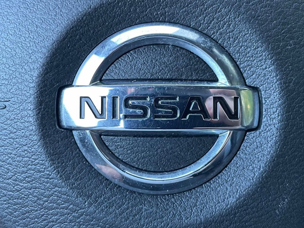 Used 2021 Nissan Kicks SR w/ SR Premium Package FWD image 30