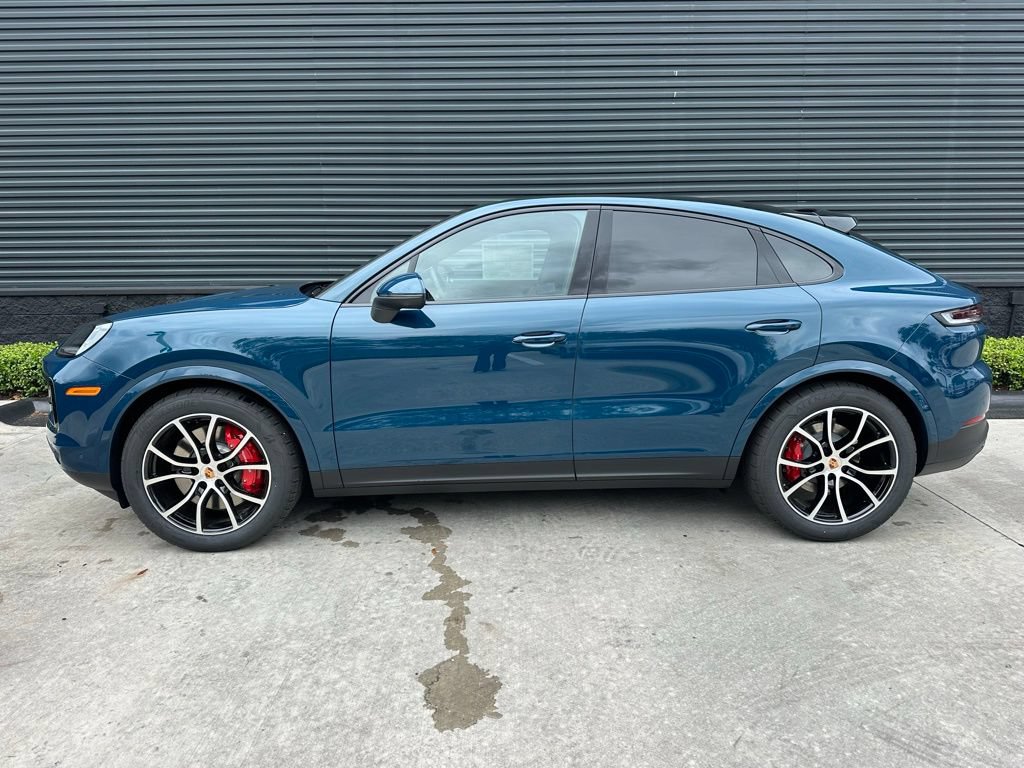 Used 2026 Porsche Cayenne S AWD/4WD image 2