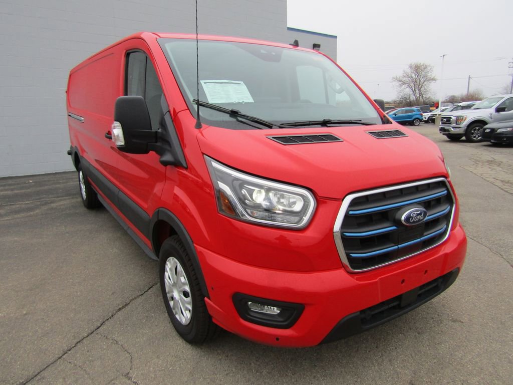 Used 2024 Ford E-Transit Low Roof image 11