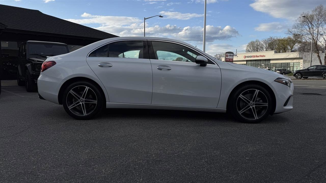 Used 2019 Mercedes-Benz A 220 4MATIC image 16