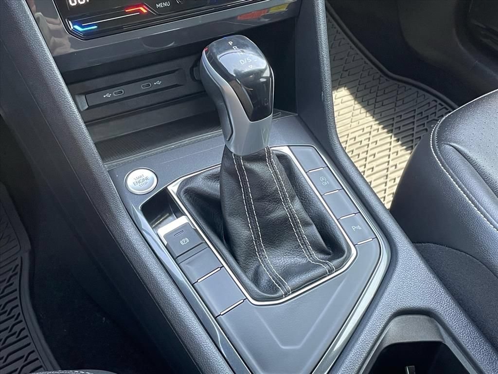 Used 2023 Volkswagen Tiguan SE R-Line FWD image 16