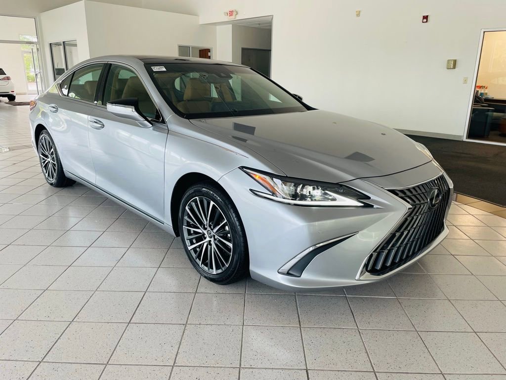 Certified 2023 Lexus ES 350 w/ Premium Package