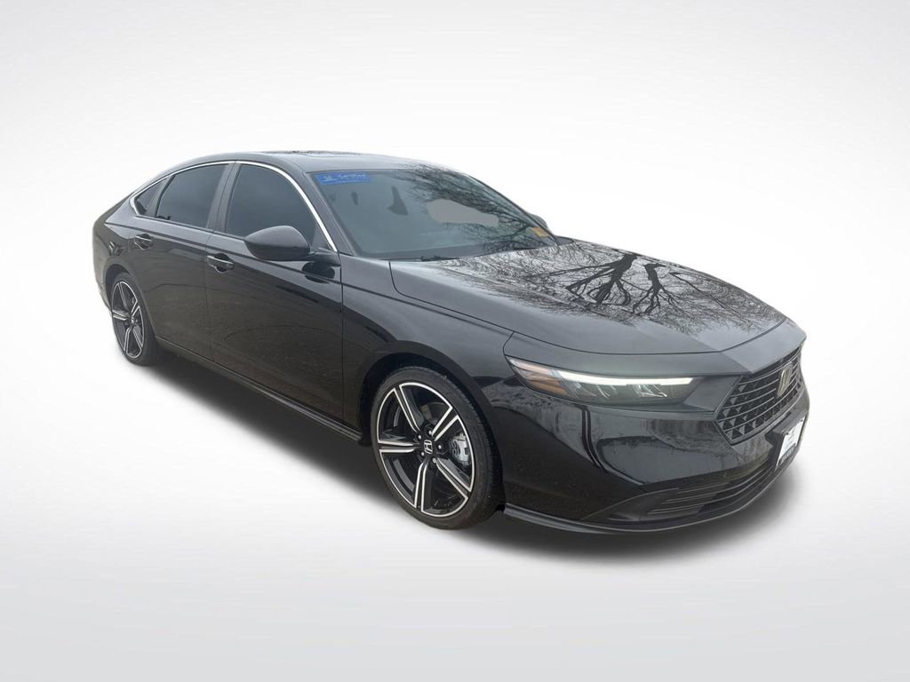 Used 2025 Honda Accord Sport image 28