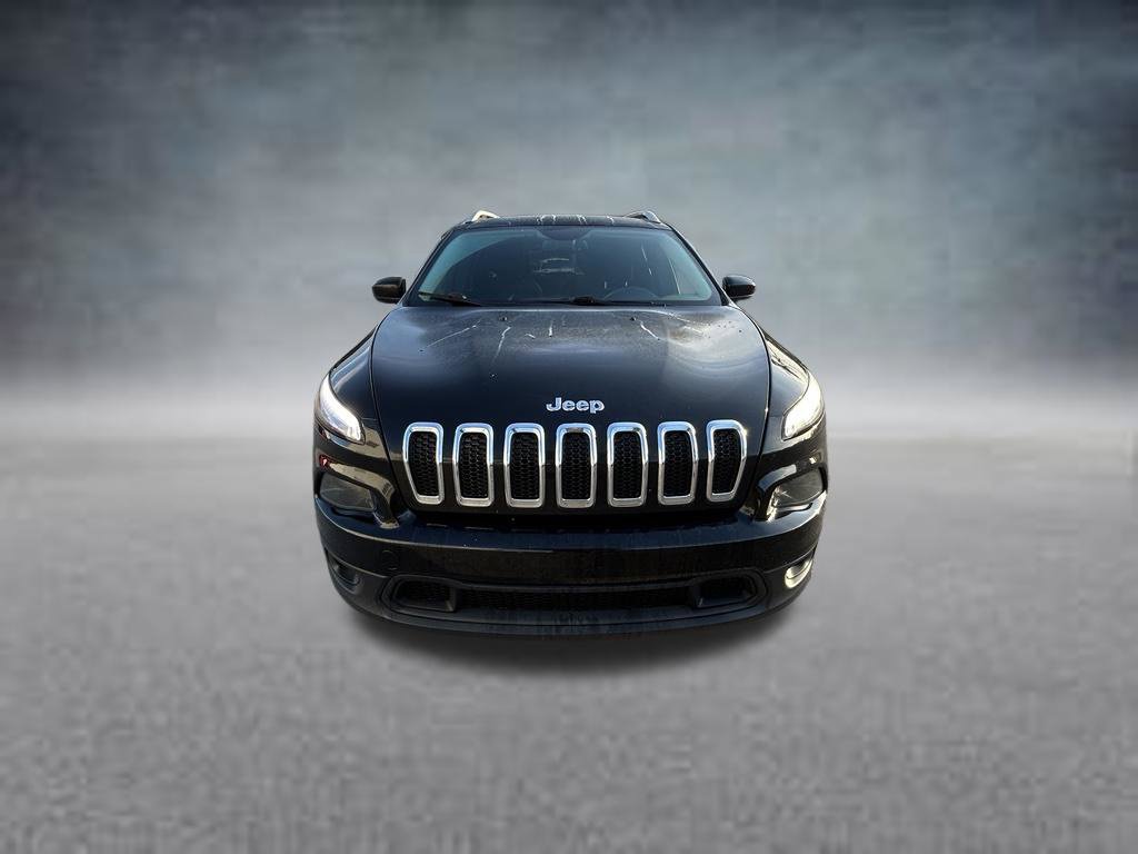 Used 2015 Jeep Cherokee Latitude w/ Comfort/Convenience Group FWD image 9