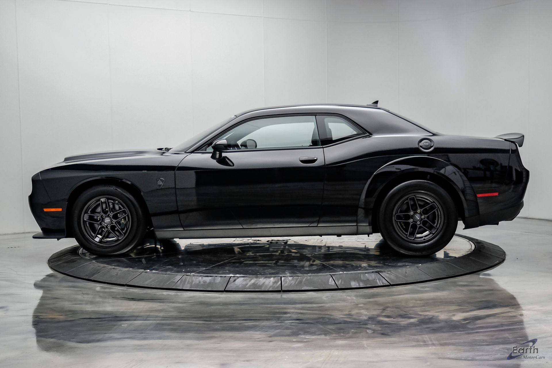 Used 2023 Dodge Challenger SRT Hellcat Redeye RWD image 8