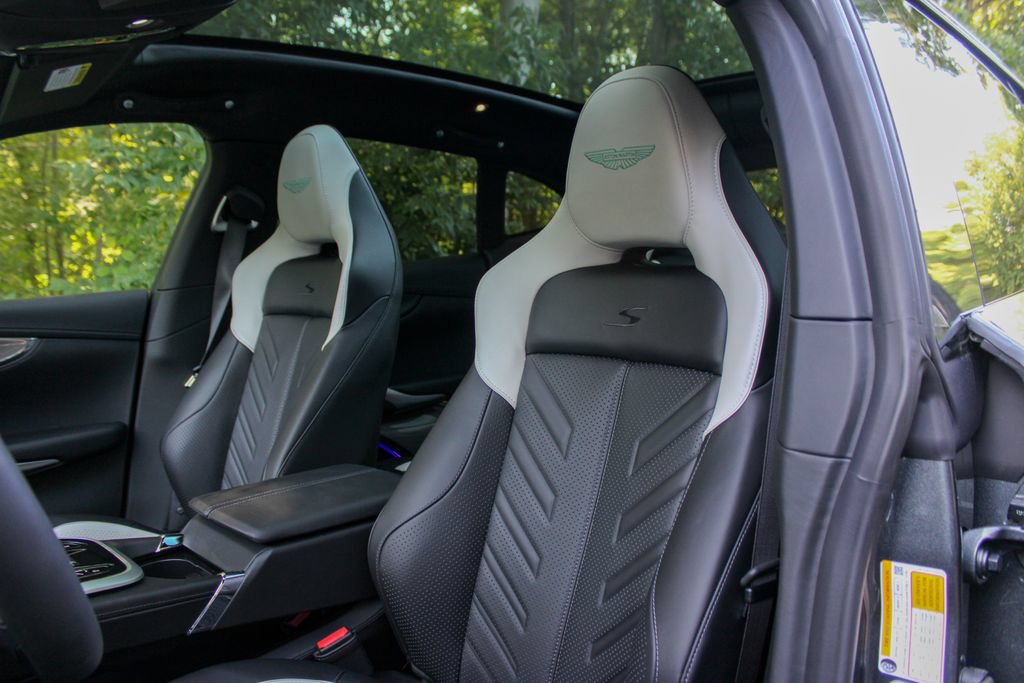 New 2026 Aston Martin DBX S AWD/4WD image 9