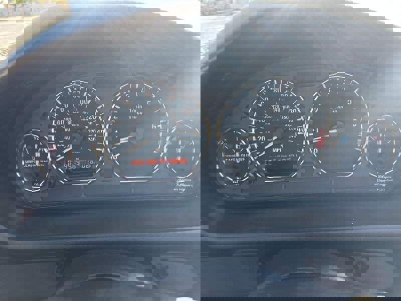 Used 1999 BMW Z3 2.5i image 18