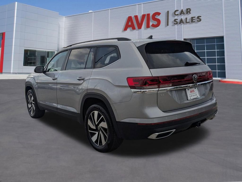 Used 2025 Volkswagen Atlas SE image 9