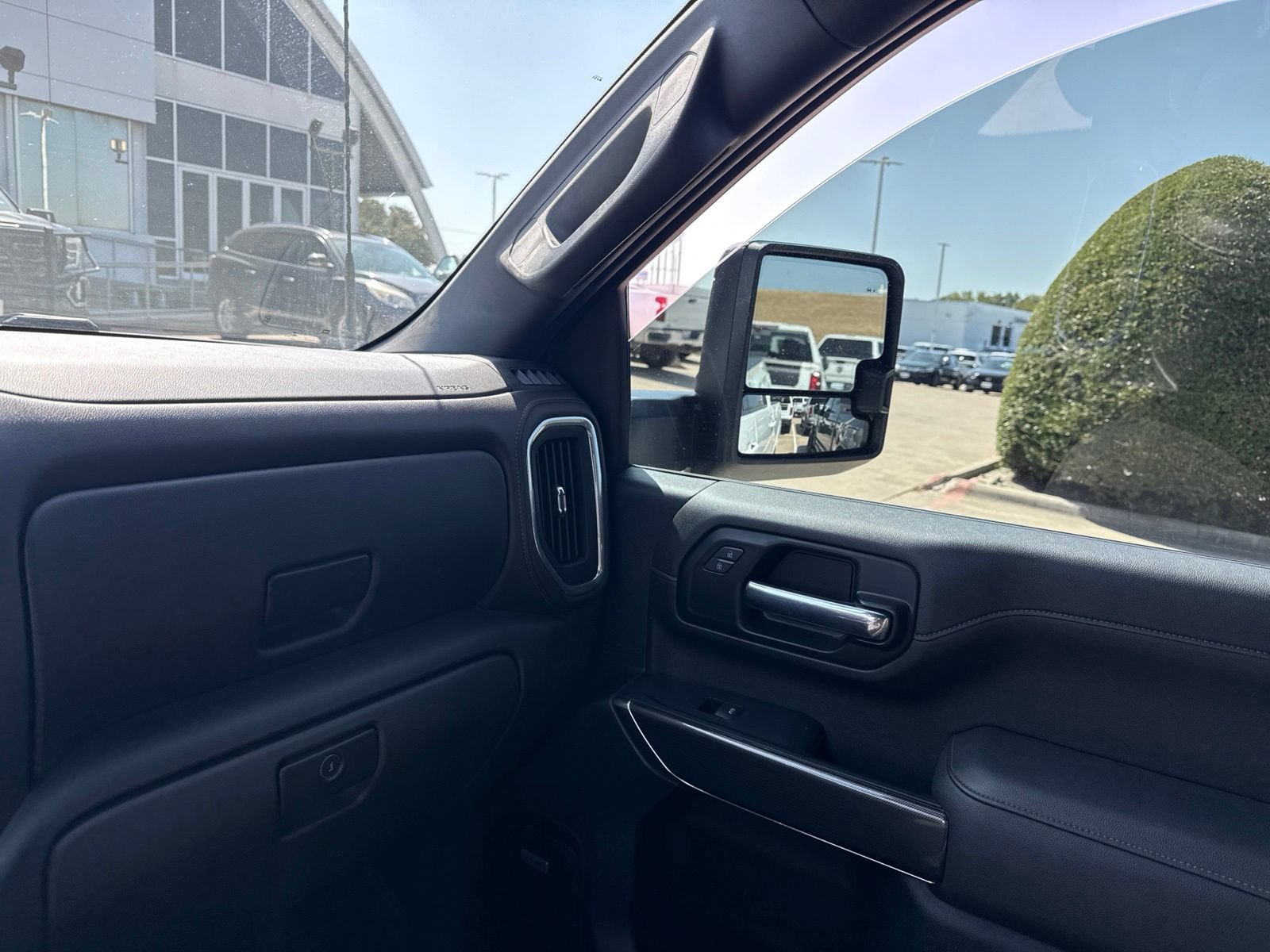 Used 2023 GMC Sierra 3500 AT4 w/ AT4 Premium Plus Package AWD/4WD image 29