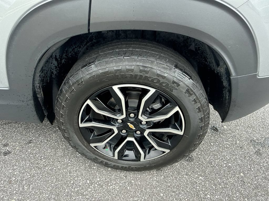 Certified 2023 Chevrolet TrailBlazer ACTIV w/ Sun and Liftgate Package AWD/4WD image 32