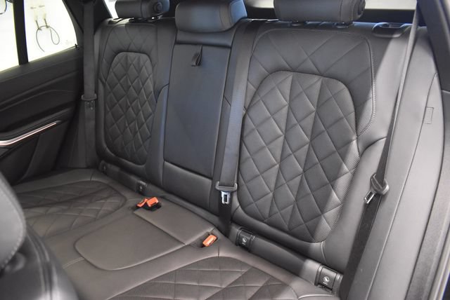 Used 2023 BMW X5 xDrive40i w/ Premium Package AWD/4WD image 7