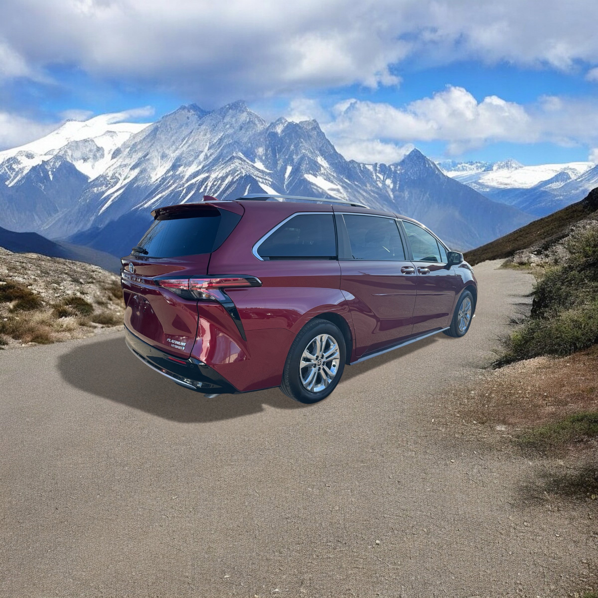 Used 2023 Toyota Sienna Platinum image 5