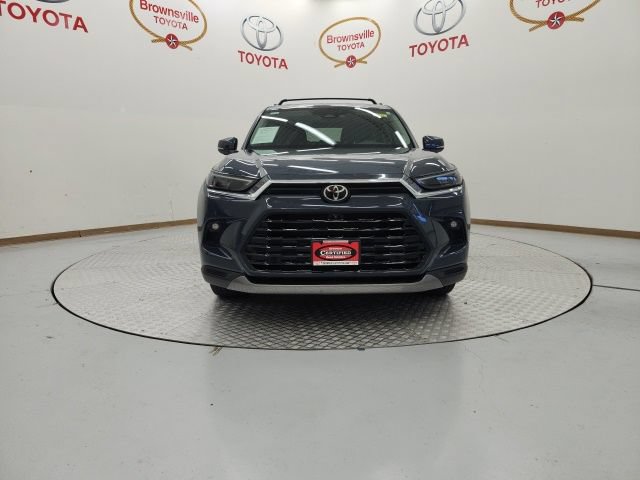Certified 2025 Toyota Grand Highlander AWD image 4
