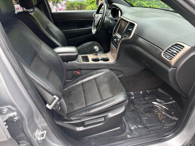 Used 2015 Jeep Grand Cherokee Altitude AWD/4WD image 26