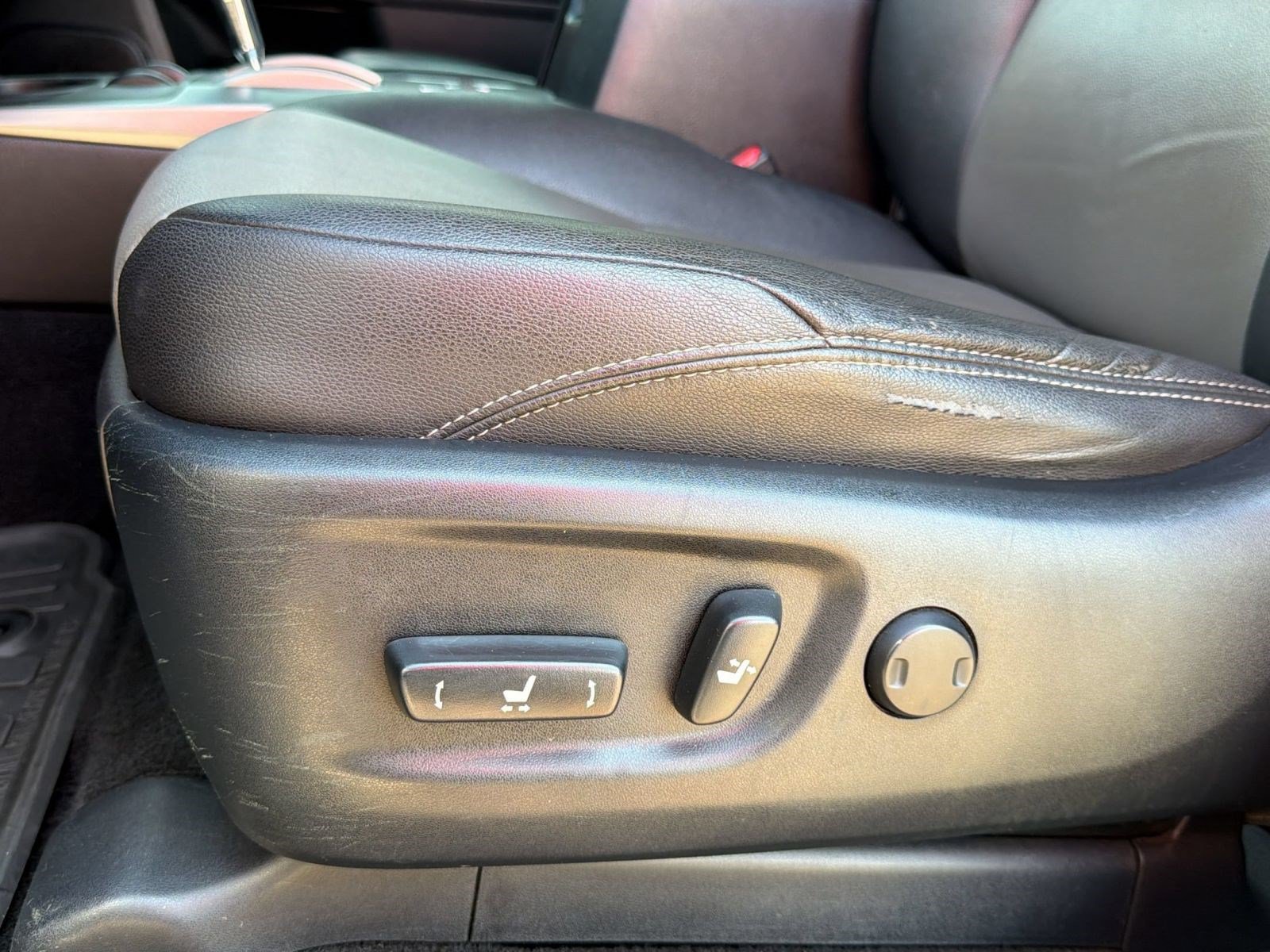 Used 2014 Toyota 4Runner SR5 Premium RWD image 14