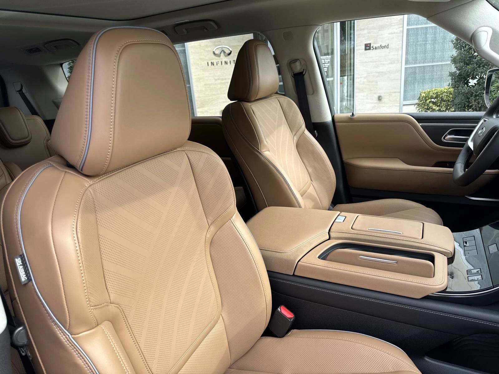 New 2026 INFINITI QX80 Luxe w/ Cargo Package image 17