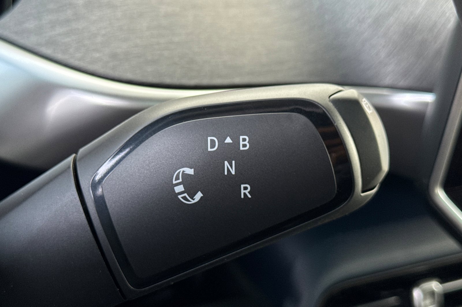 New 2025 Volkswagen ID. Buzz Pro S Plus image 21