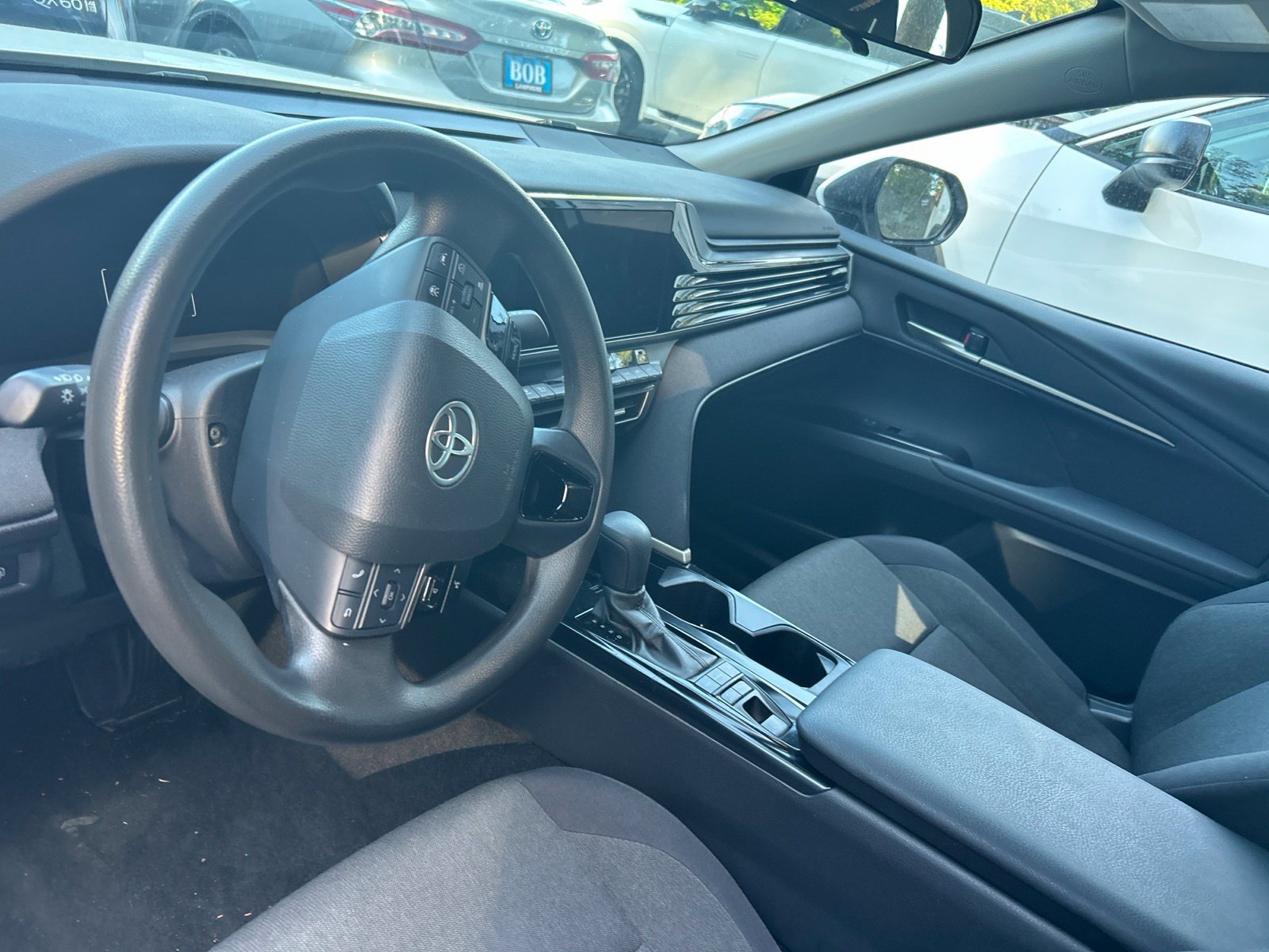 Used 2025 Toyota Camry LE FWD image 9