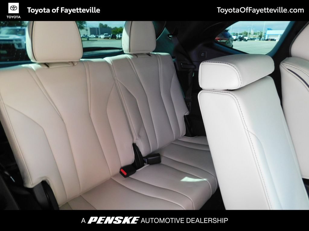 Used 2026 Acura MDX A-Spec w/ Advance Package AWD/4WD image 5