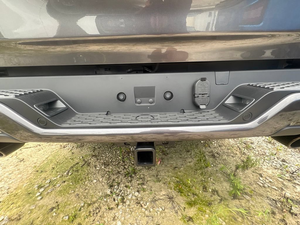 New 2026 RAM 1500 Express AWD/4WD image 7
