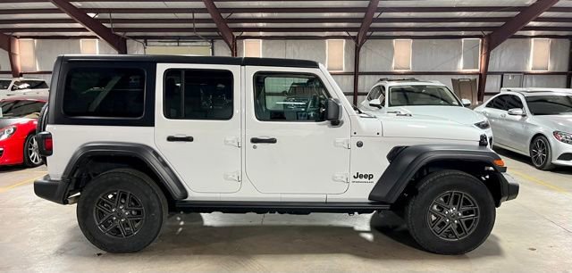 Used 2024 Jeep Wrangler Sport S image 2