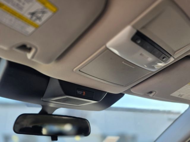 Used 2023 Nissan Pathfinder S image 35