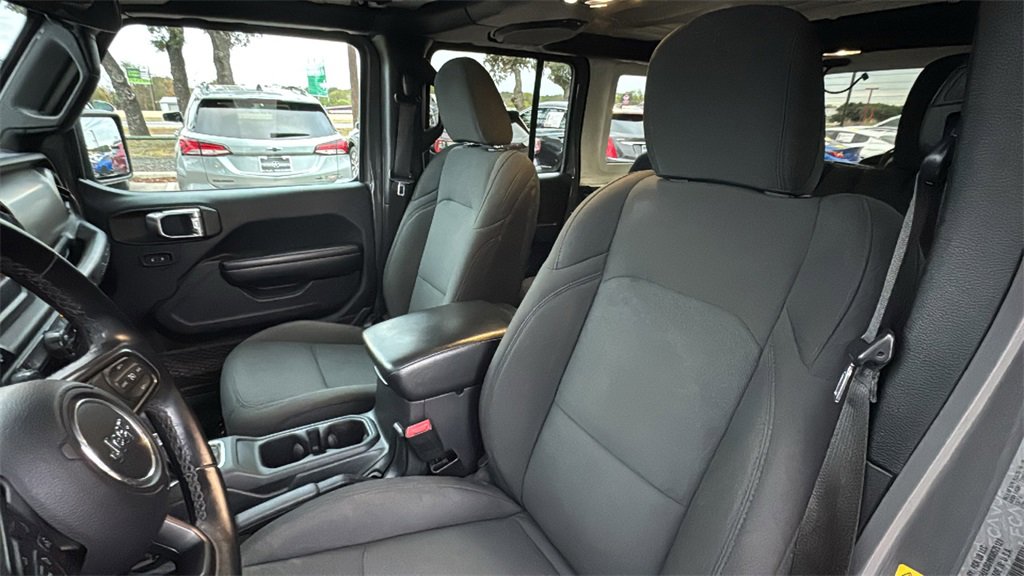 Used 2021 Jeep Wrangler Unlimited Sport image 18