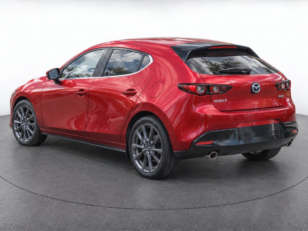 Used 2019 MAZDA MAZDA3 Hatchback FWD image 3