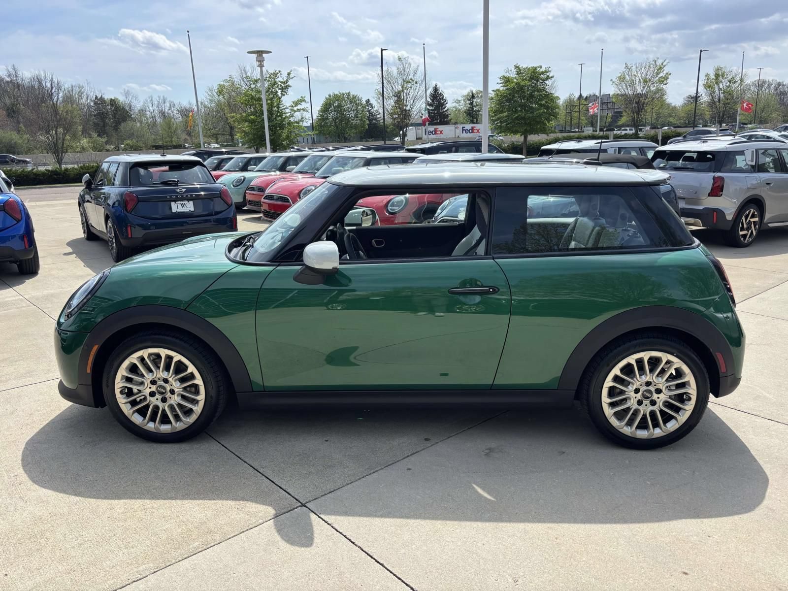 New 2026 MINI Cooper S FWD image 8