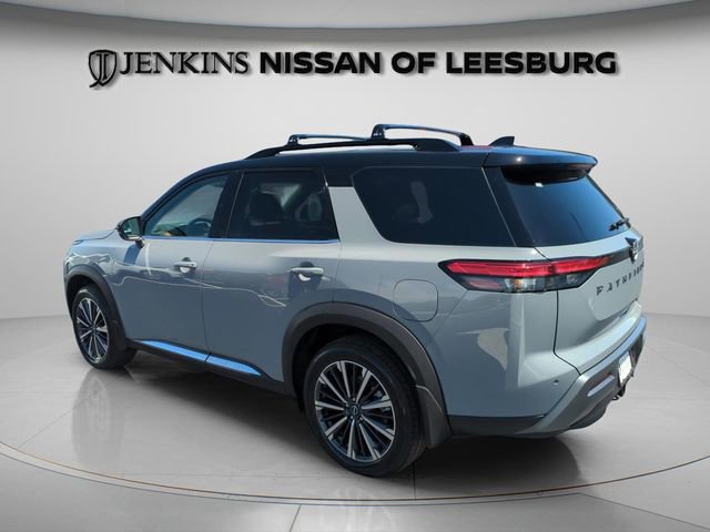 New 2026 Nissan Pathfinder Platinum FWD image 9