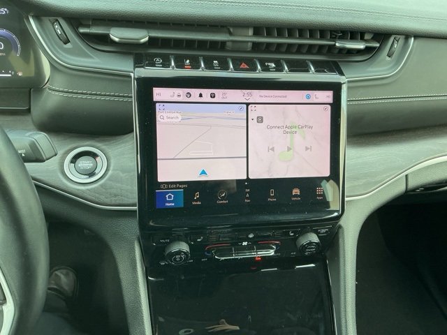 Used 2022 Jeep Grand Cherokee L Limited image 16