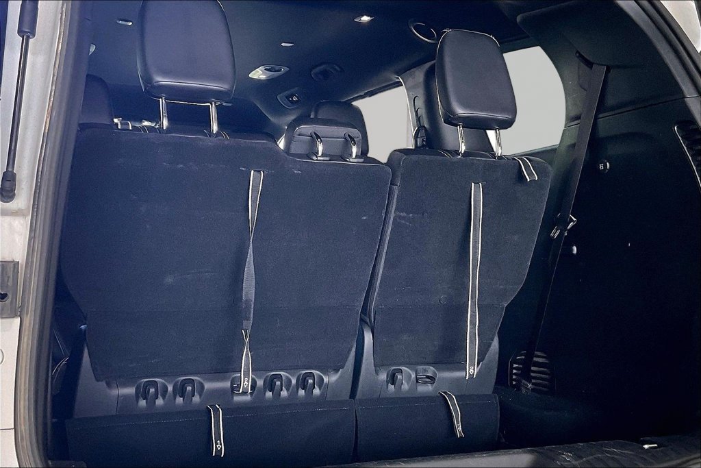 Used 2025 Chrysler Pacifica Select FWD image 19