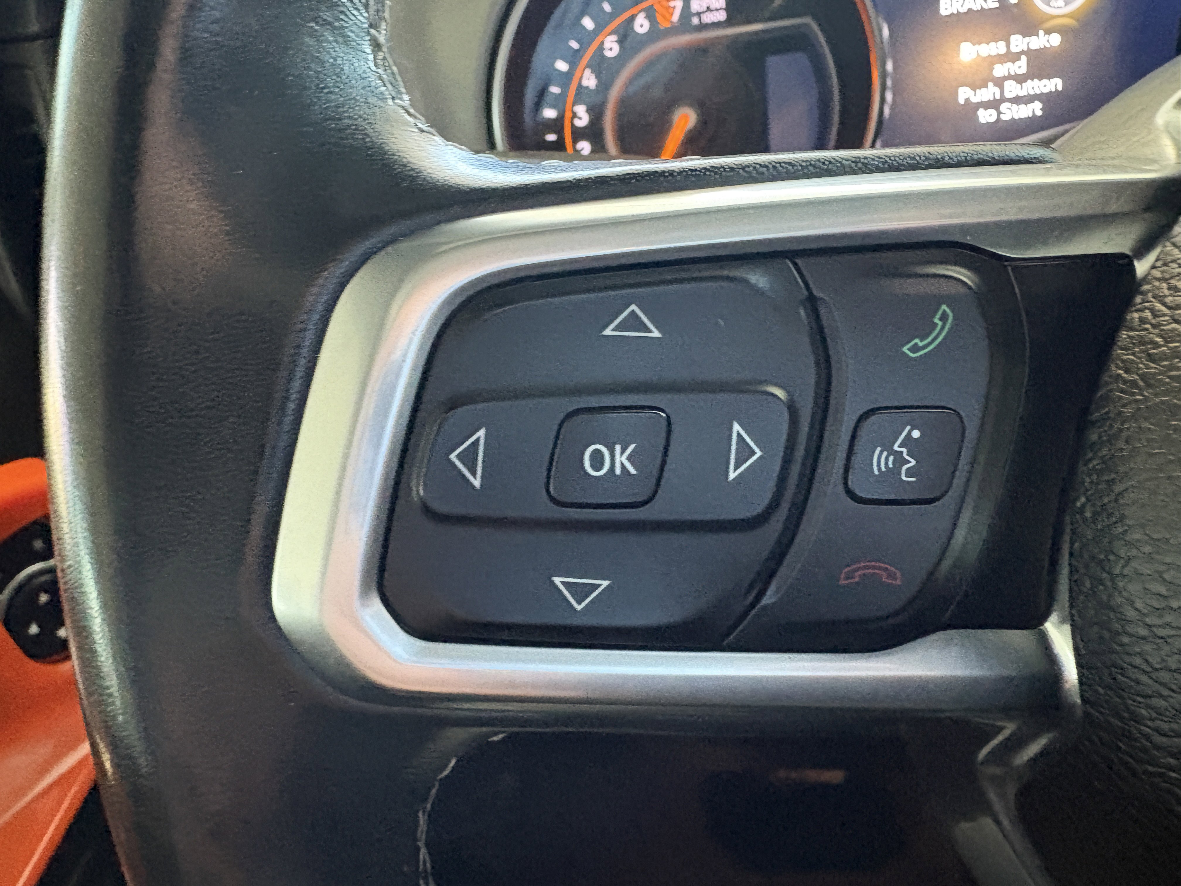 Used 2019 Jeep Wrangler Unlimited Sahara AWD/4WD image 11