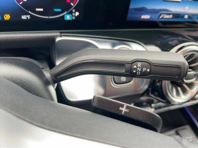 Certified 2025 Mercedes-Benz GLB 250 4MATIC image 12