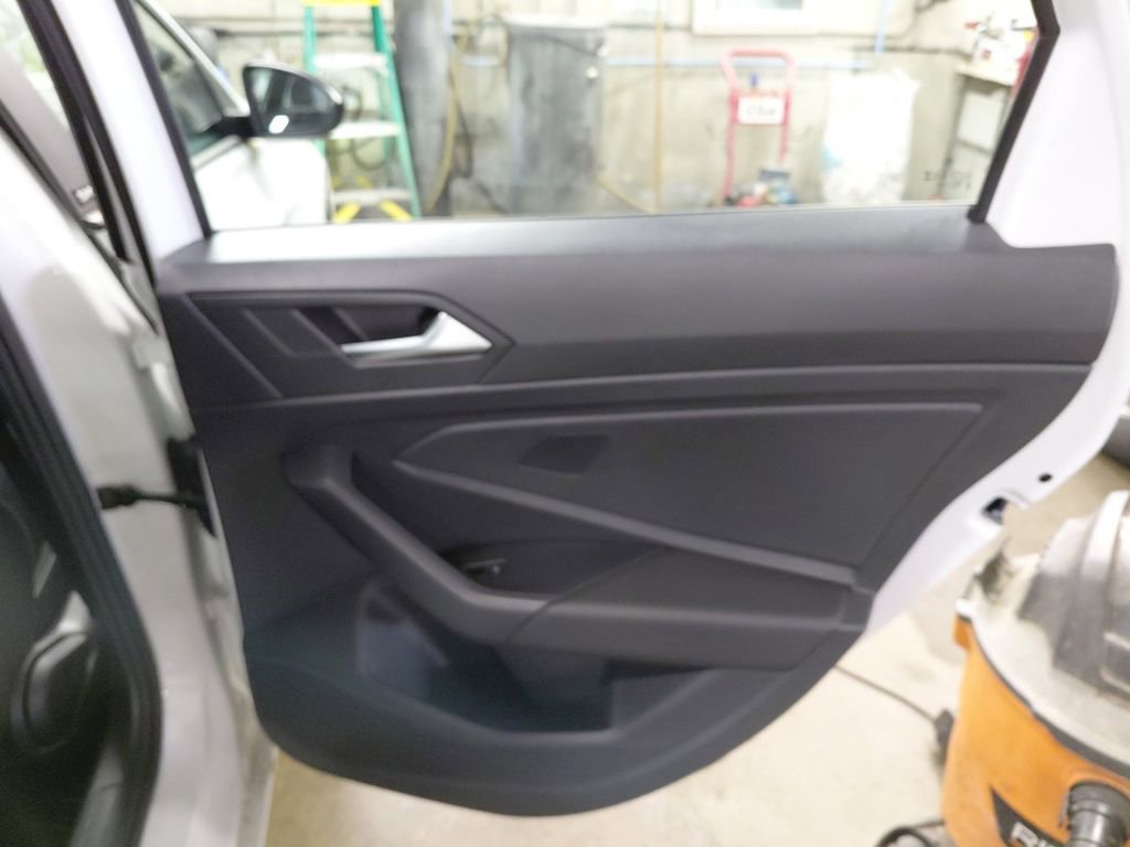 Used 2024 Volkswagen Jetta Sport image 18