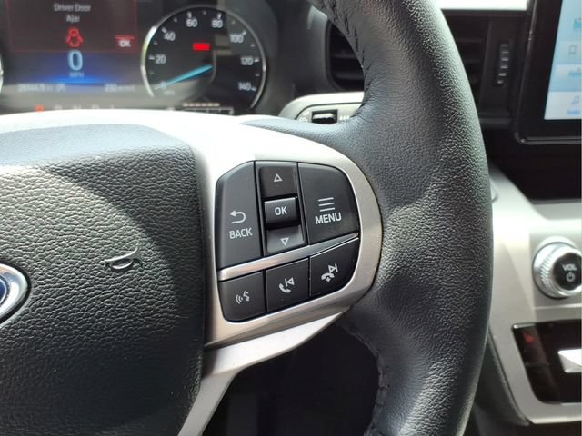 Used 2024 Ford Explorer XLT AWD/4WD image 21