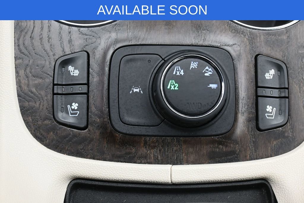 Used 2021 GMC Acadia Denali w/ Denali Ultimate Package AWD/4WD image 31