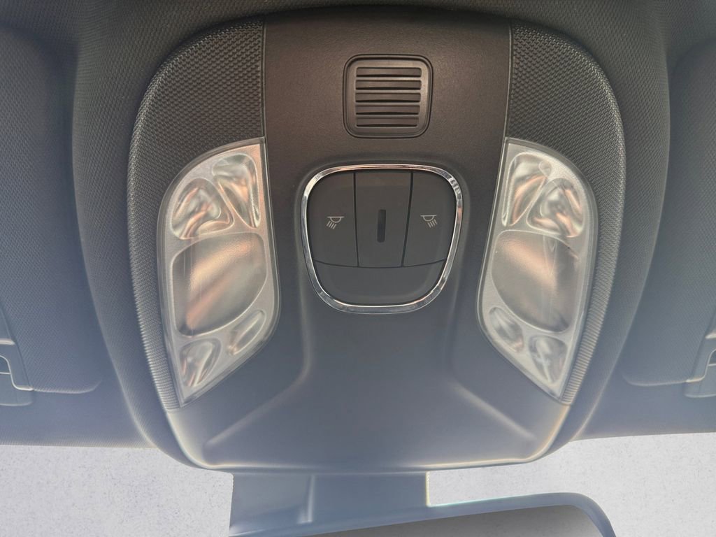 Used 2024 Jeep Compass Limited image 25