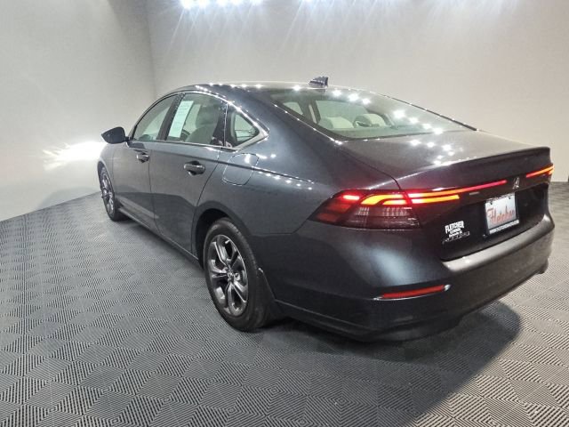 Certified 2023 Honda Accord EX image 4