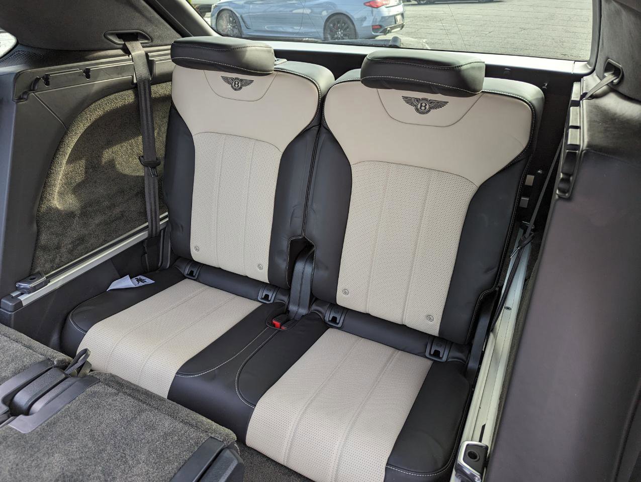 Used 2018 Bentley Bentayga Onyx Edition AWD/4WD image 44