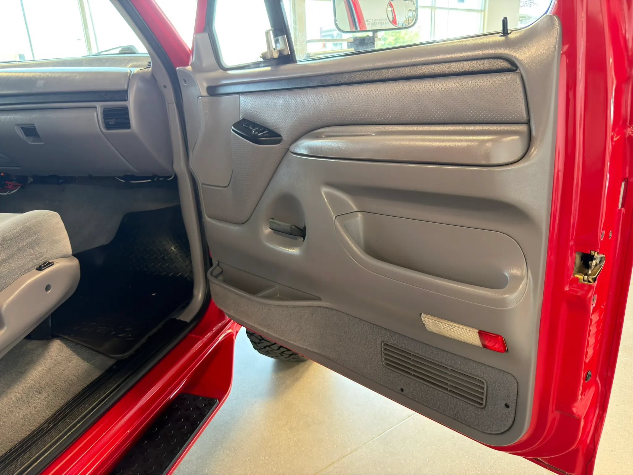 Used 1996 Ford F250 4x4 SuperCab image 23