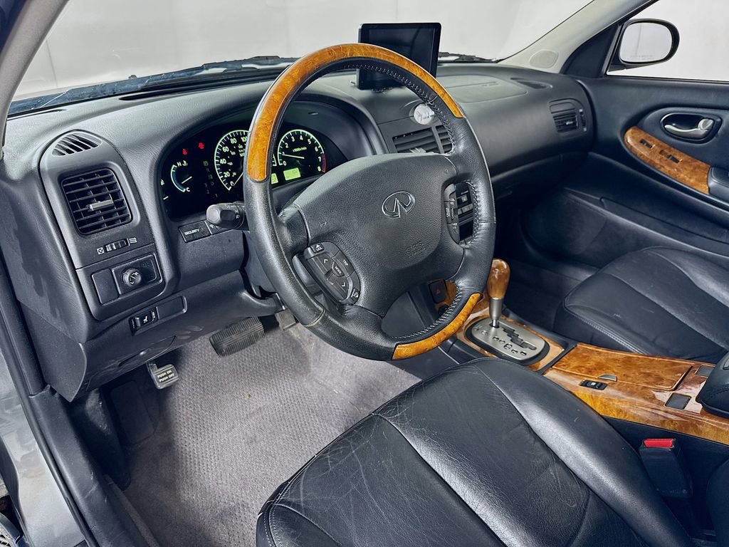 Used 2004 INFINITI I35 FWD image 9
